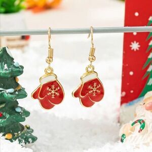 Santa Holiday Earrings 